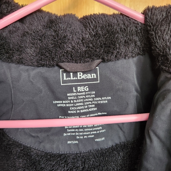 L.L.Bean Black Fur Lined Hooded Coat - Picture 4 of 12